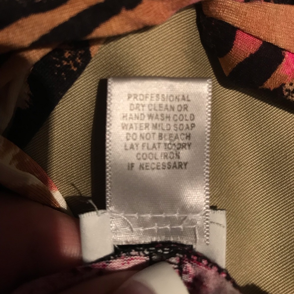 Cache Dress - Picture 3 of 3